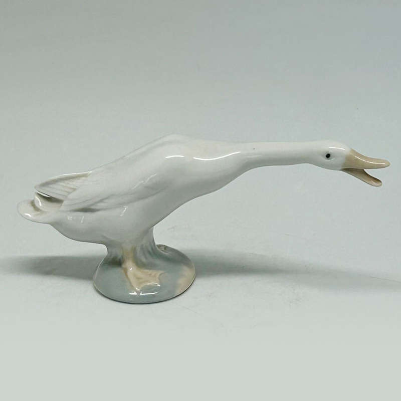 Lladro Duck On Base