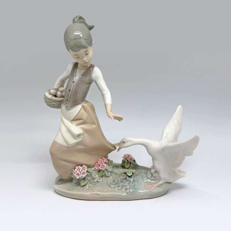 Lladro Figurine Goose Chasing a Girl With Basket Of Eggs