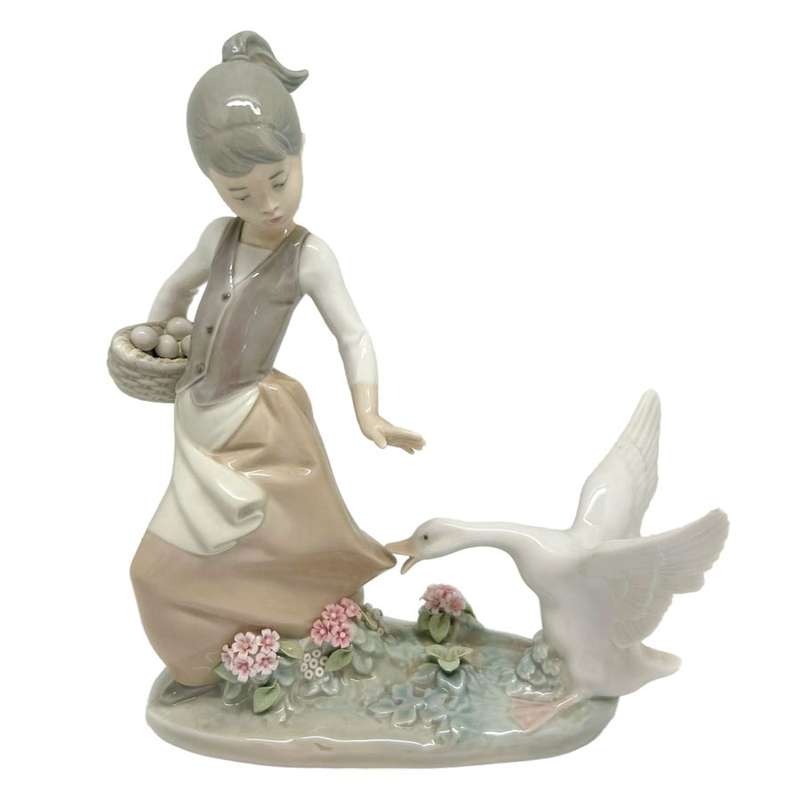 Lladro Figurine Goose Chasing a Girl With Basket Of Eggs