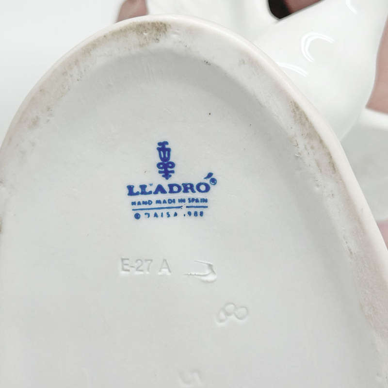 Lladro Figurine Wild Goose Chase 5553