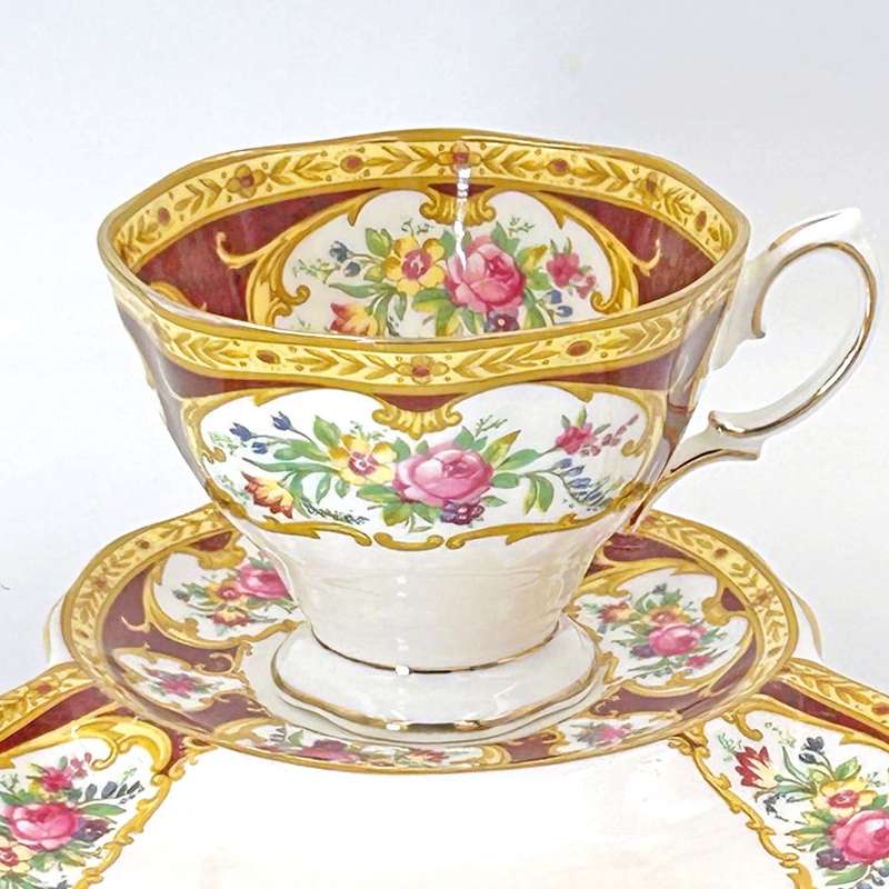 Royal Albert Lady Hamilton Tennis Set C1939