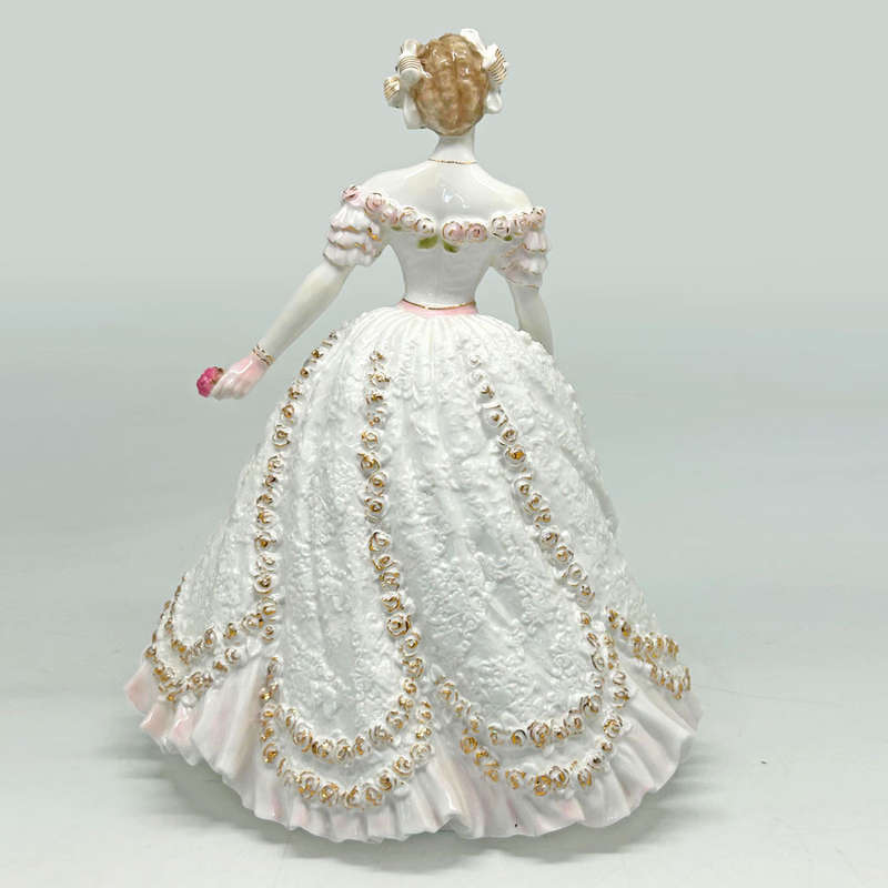 Royal Worcester Figurine Sweetest Valentine