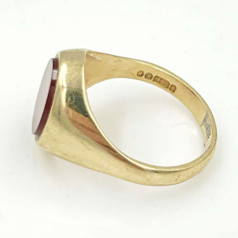 9 ct Gold Mens Carnelian Signet Ring