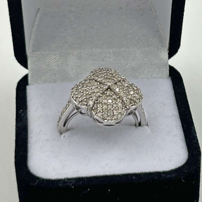 9ct Gold Diamond Cluster Ring