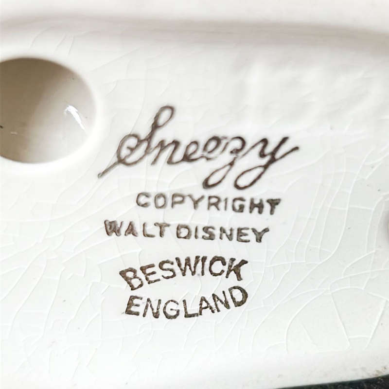 Beswick Gold Back Stamp Walt Disney Sneezy 1398