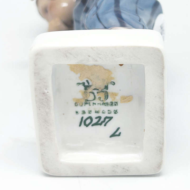 Dahl Jensen Porcelain Boy With Pipe