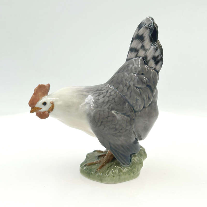 Royal Copenhagen Hen Figurine 1024