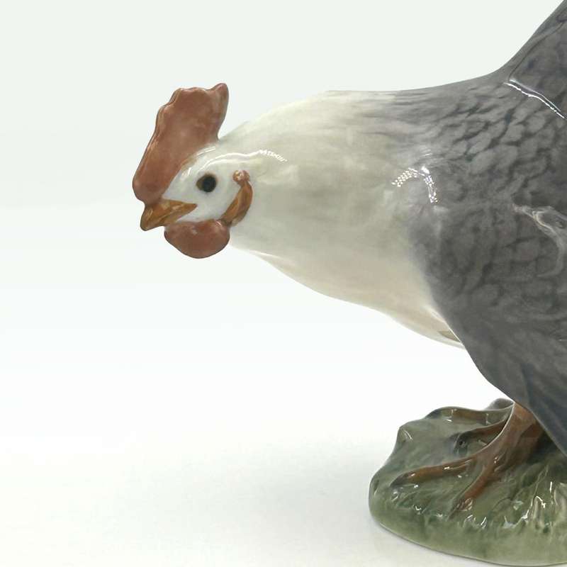 Royal Copenhagen Hen Figurine 1024