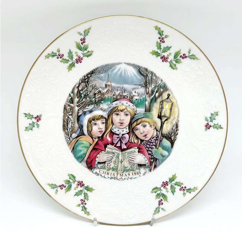 Royal Doulton Christmas Plate 1981