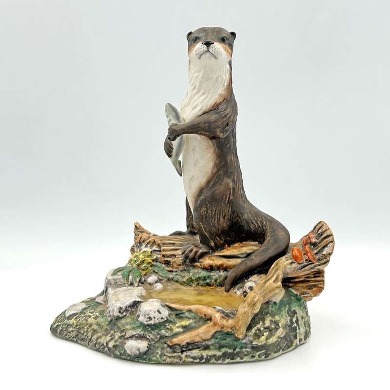 Royal Doulton Otter DA7 Wildlife Collection Figurine