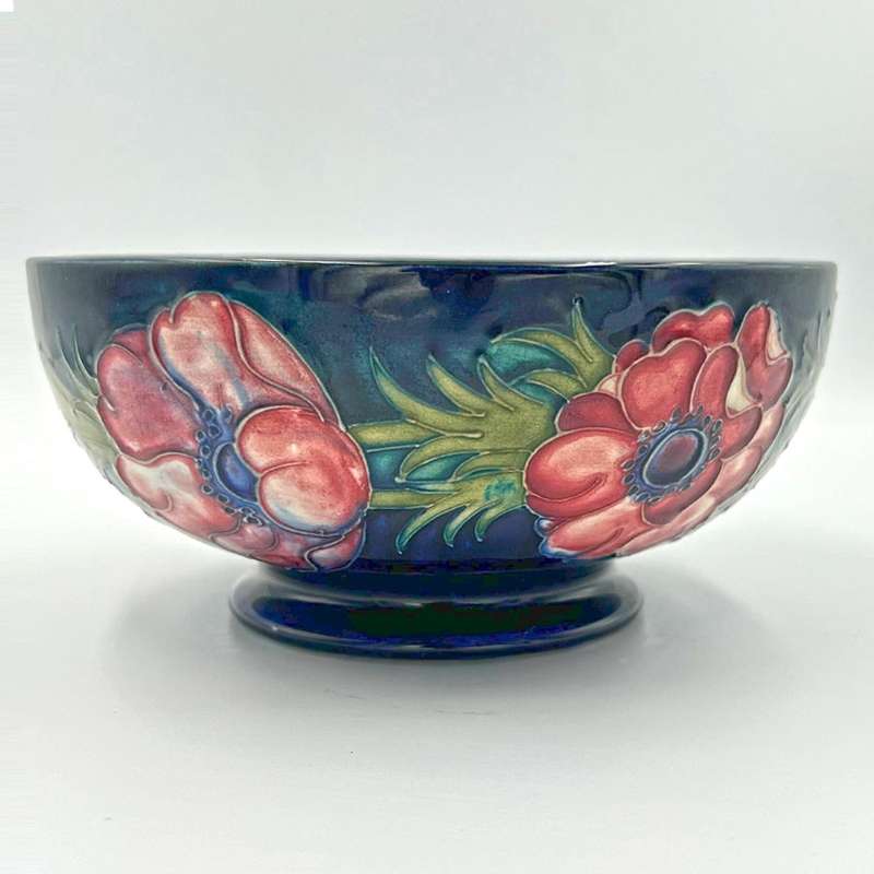 Walter Moorcroft Anemone Footed Bowl C1949