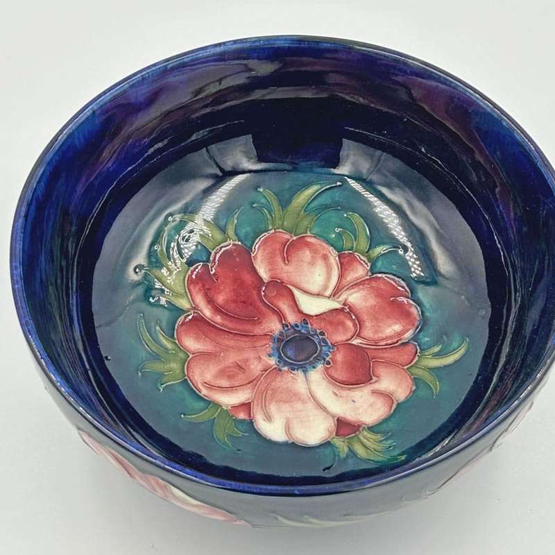 Walter Moorcroft Anemone Footed Bowl C1949