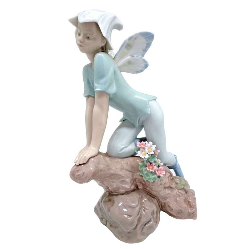 Lladro The Enchanted Forest Prince Of Elves Figurine