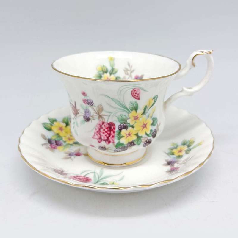 Royal Albert Country Life Series Duo Spring Wood