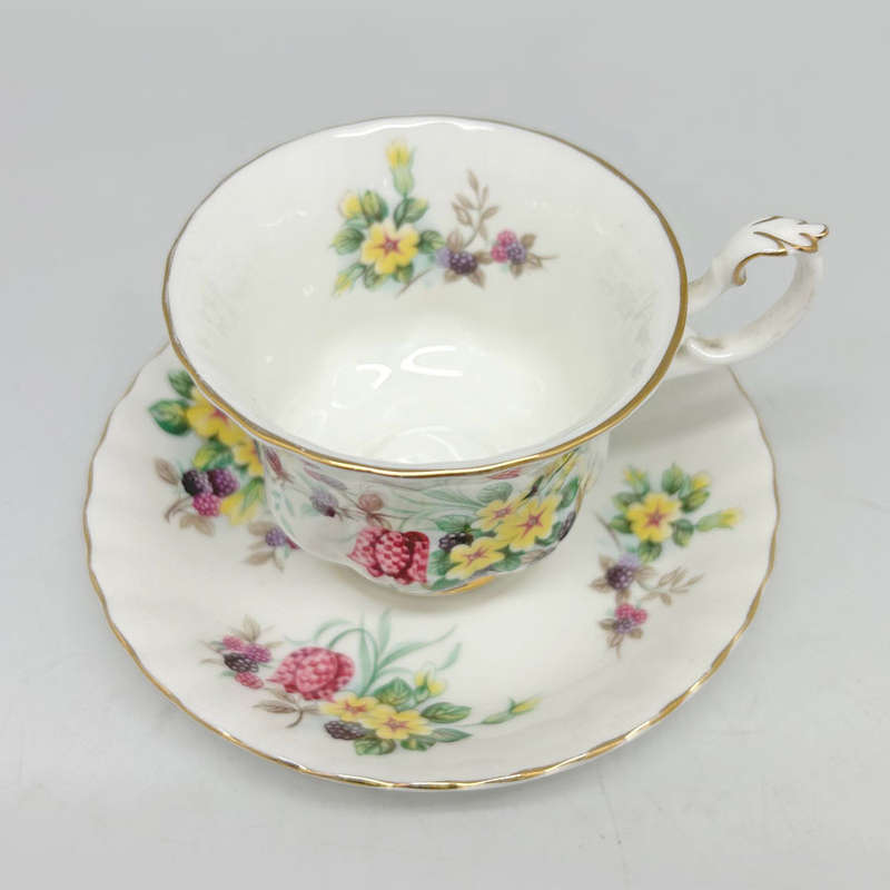 Royal Albert Country Life Series Duo Spring Wood