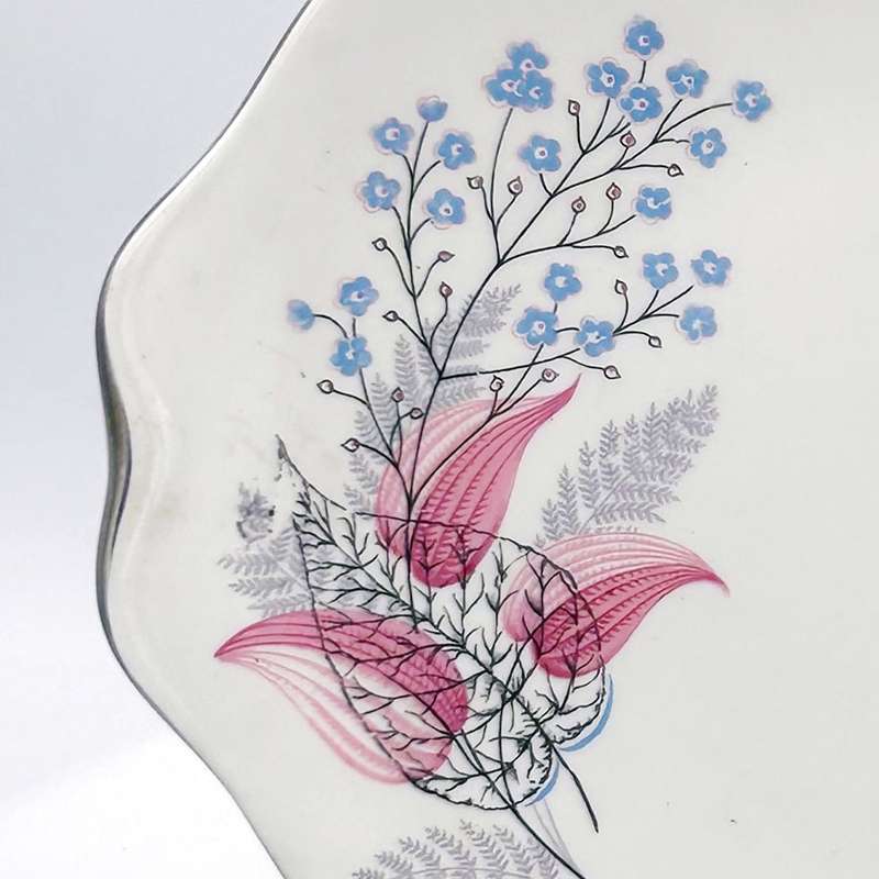 Royal Albert Fancy Free Tea Cake Plate
