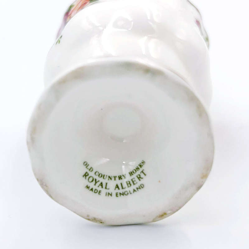 Royal Albert Old Country Roses Pedestal Egg Cup