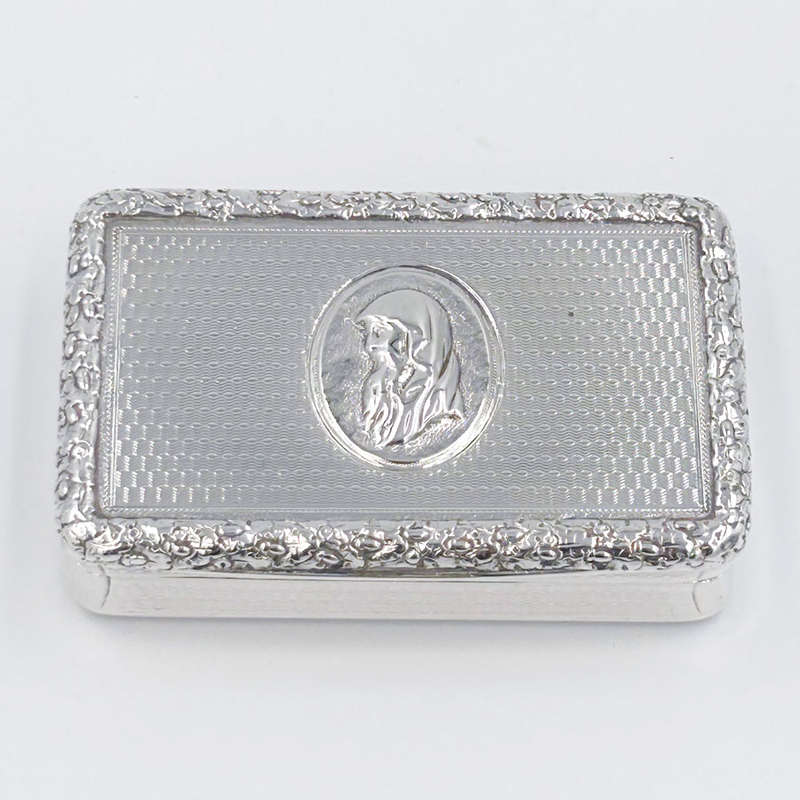 Hallmarked Silver George IV Reliquary Snuff  Box London 1825
