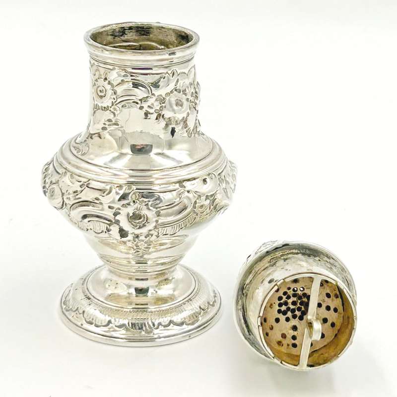 Hallmarked Silver Pepperette London 1737 Samuel Wood