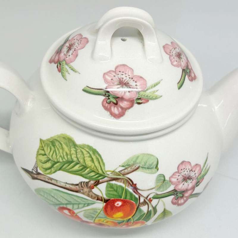 Portmeirion Pomona Tea Pot Biggarreux Cherry