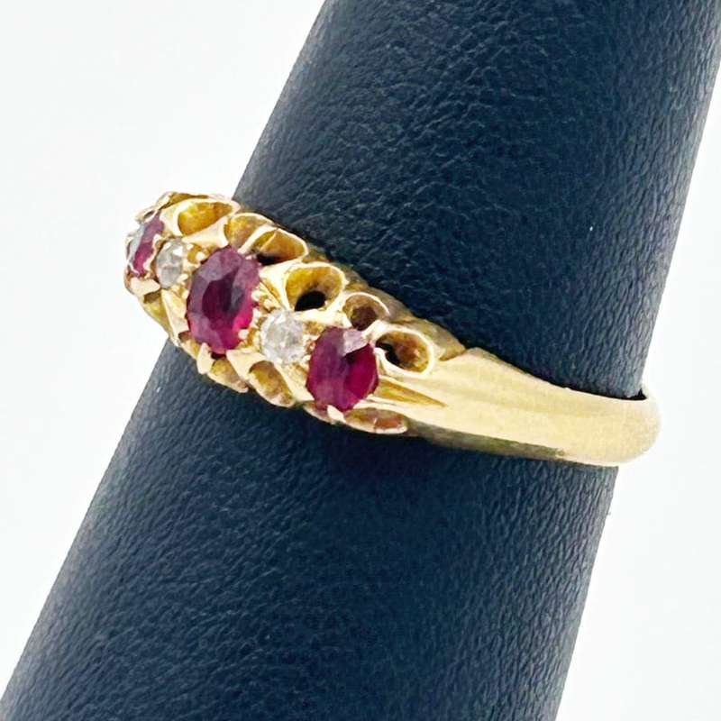 18ct Gold Ruby and Diamond Ring Sheffield