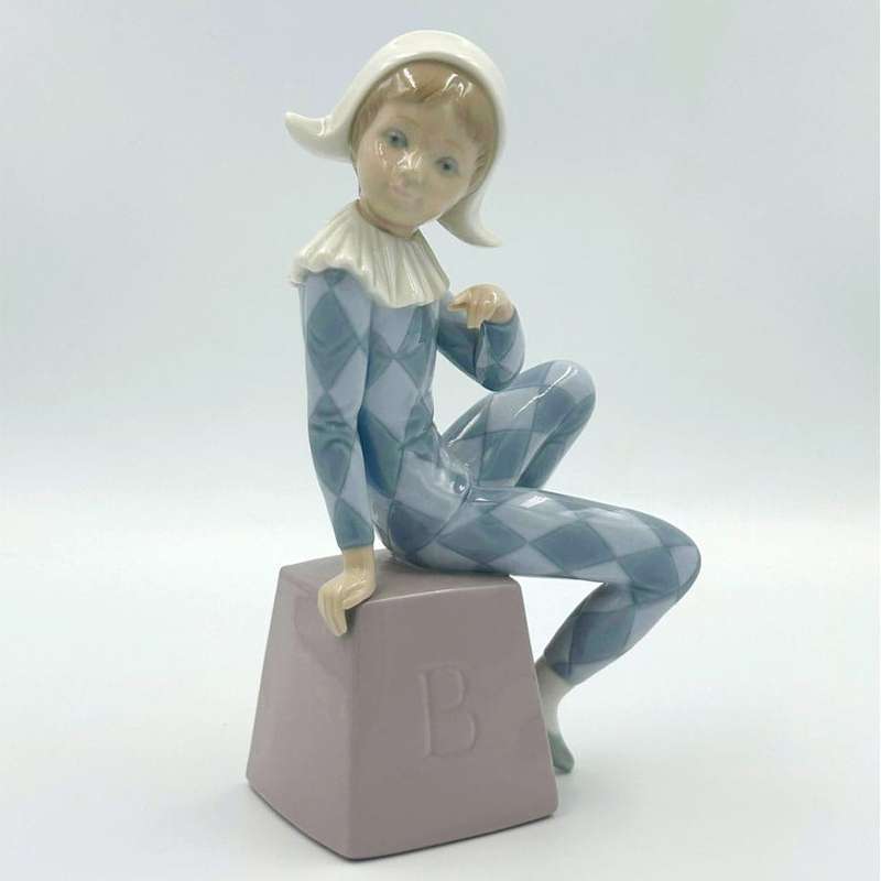 Lladro Figurine Harlequin B 5076