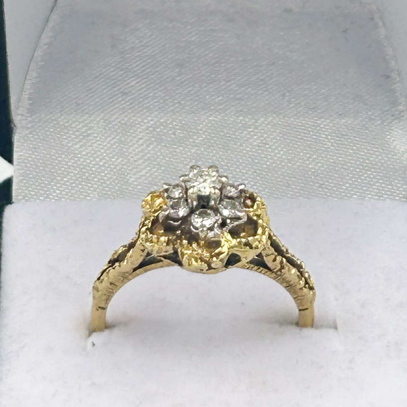 18ct Gold Daisy Diamond Ring Sheffield C1960