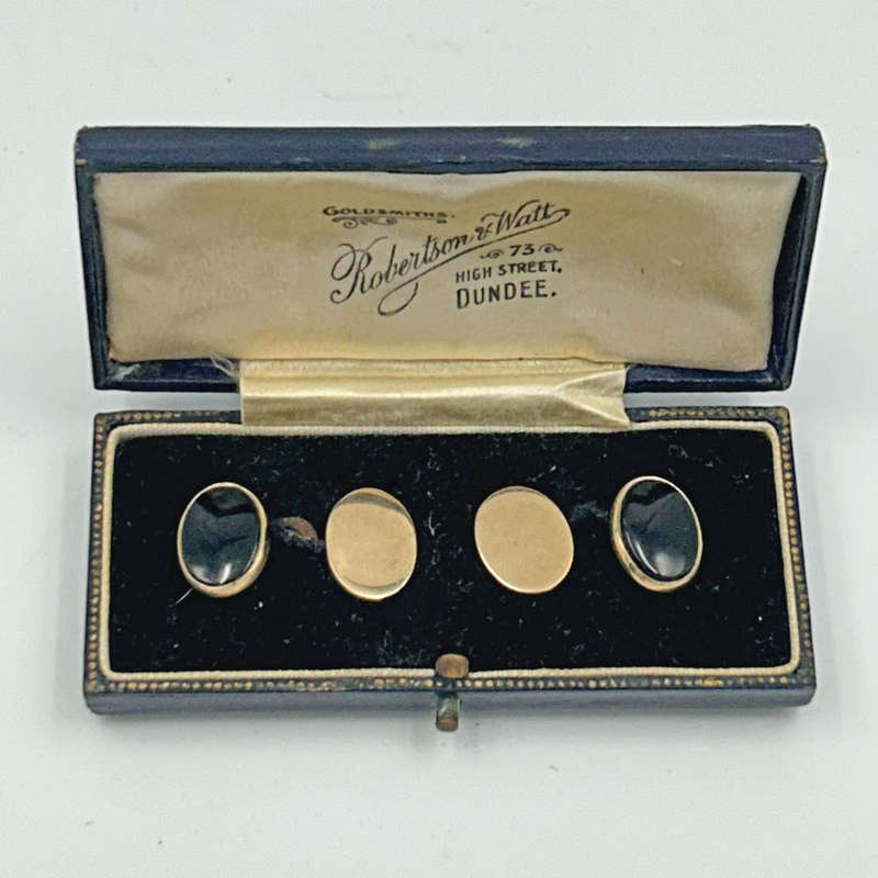 9ct Gold and Onyx Pair Cufflinks Boxed