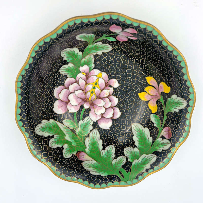 Cloisonné Bowl Black Enamel Clouds With Peony Scallop Edge 20th
