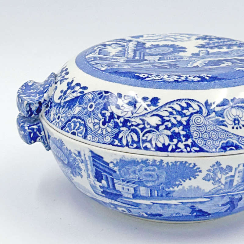 Copeland Spode Blue Italian Small Lidded Vegetable Bowl