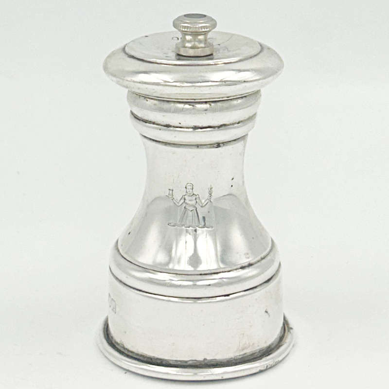 Hallmarked Silver Pepper Grinder London 1917