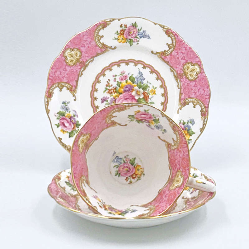 Royal Albert Lady Carlyle Tea Trio Avon C1940