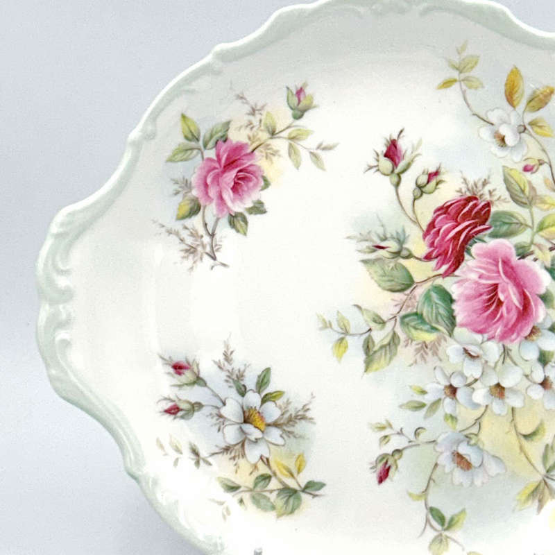 Royal Albert Memories Gainsborough Large Cake Plate C1970