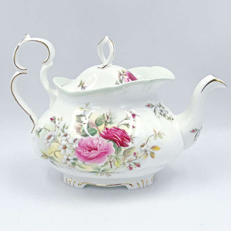 Royal Albert Memories Gainsborough Tea Pot C1970