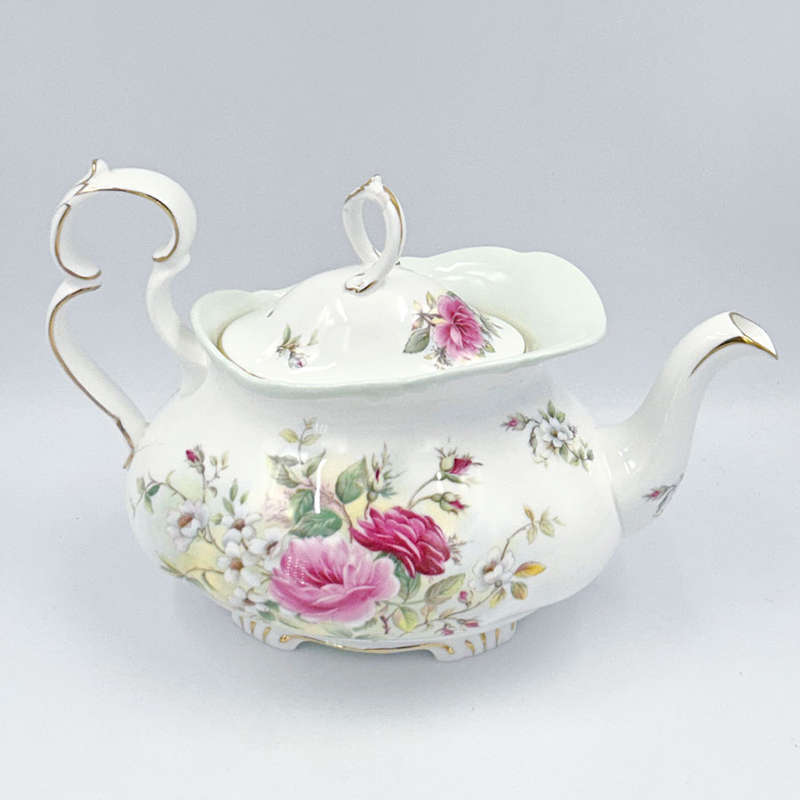 Royal Albert Memories Gainsborough Tea Pot C1970