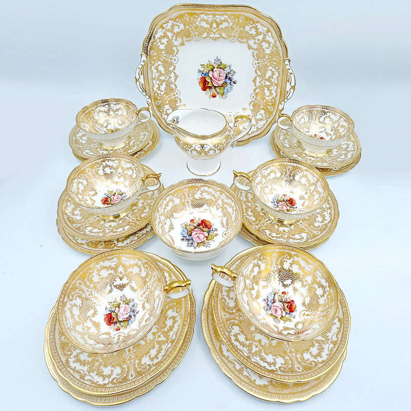 Aynsley Cabbage Rose 21 Piece Tea Set Signed Bailey