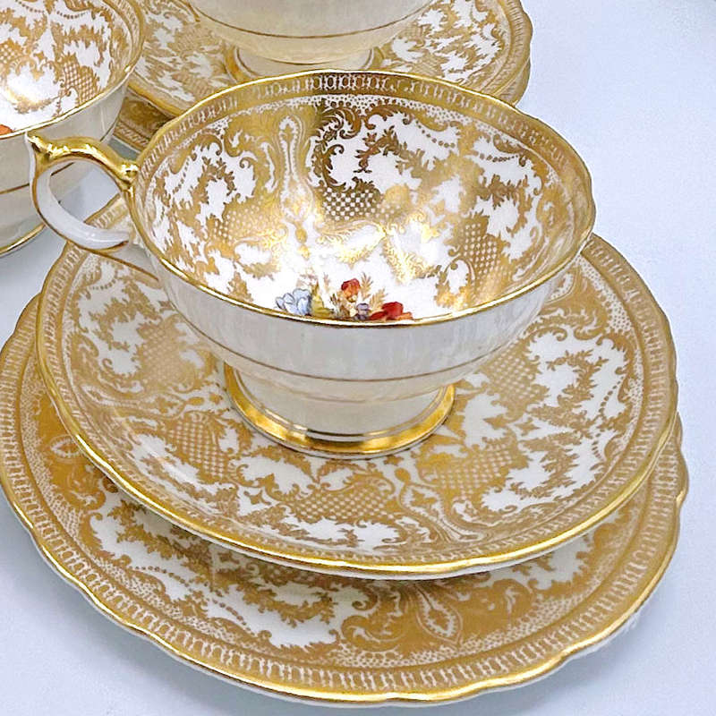 Aynsley Cabbage Rose 21 Piece Tea Set Signed Bailey