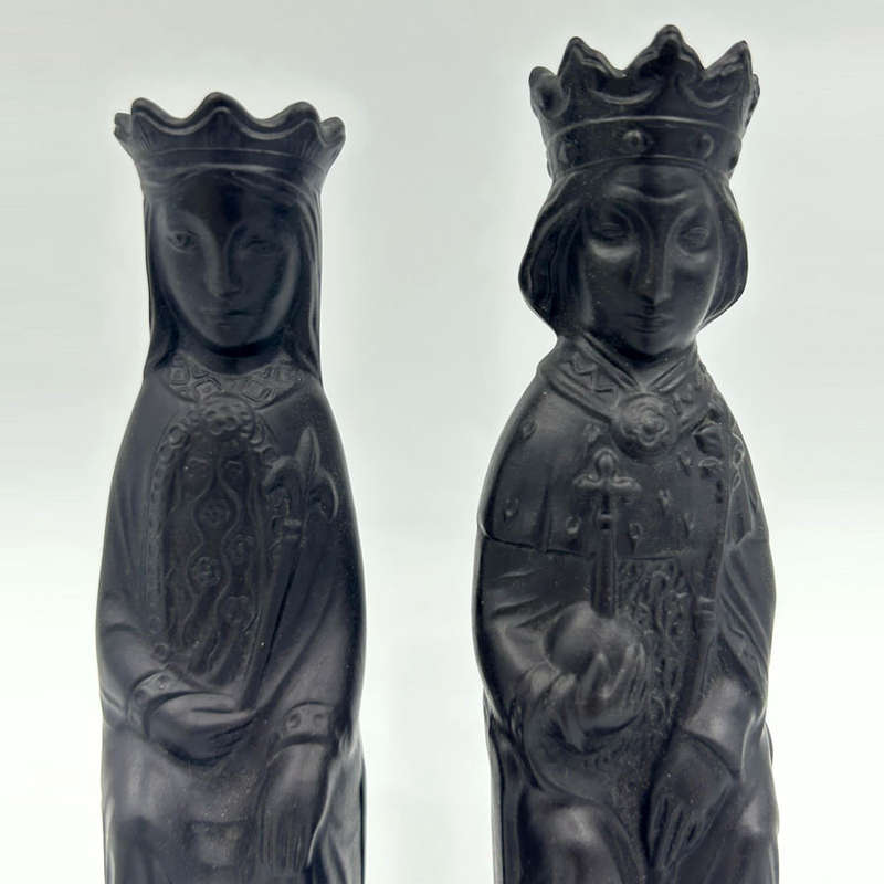 Black Wedgewood Basalt Chess Figurines King & Queen Machin Chess Pieces England