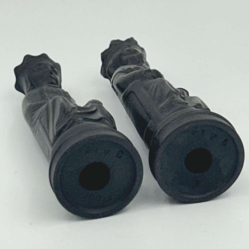 Black Wedgewood Basalt Chess Figurines King & Queen Machin Chess Pieces England