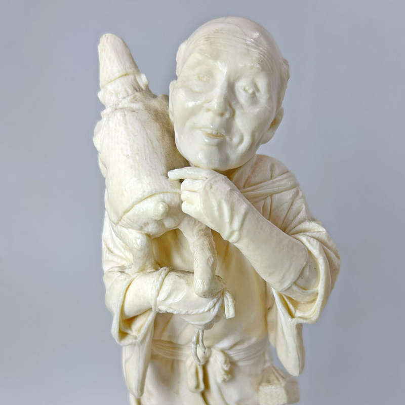 Superb Japanese Ivorine Okimono Of An Entertainer Meiji Period