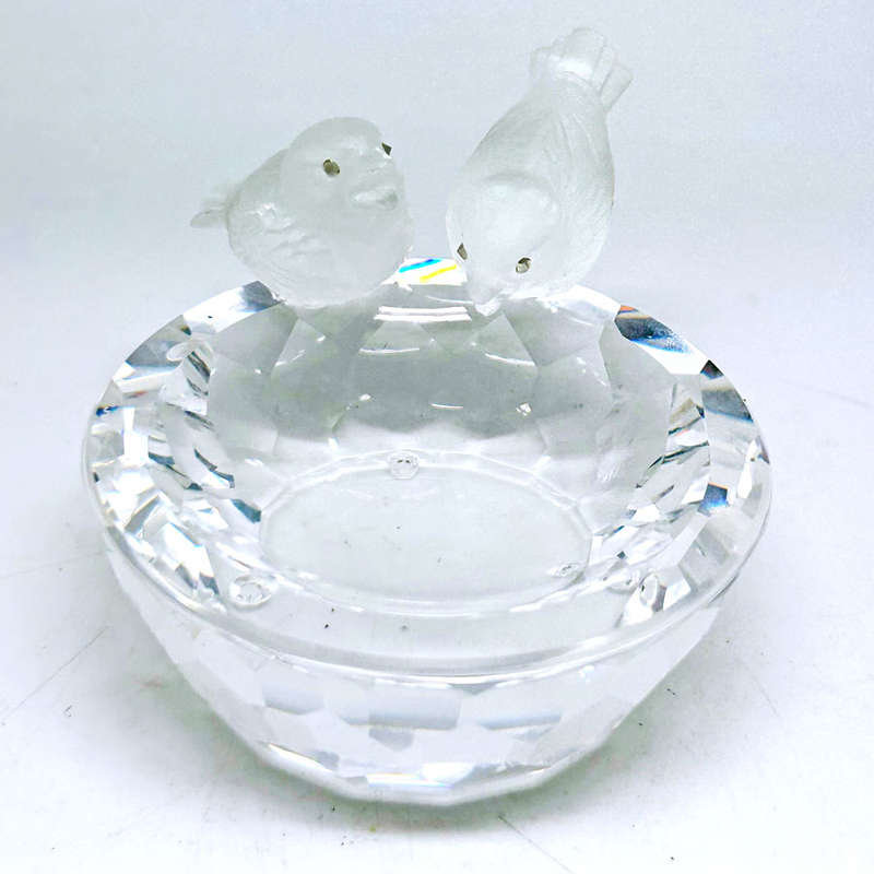 Swarovski Crystal Birds At Birdbath 010229