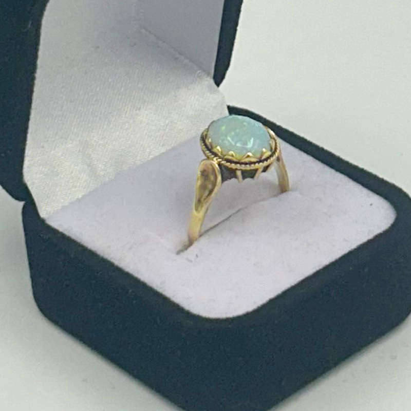 9ct Gold Opal Dress Ring