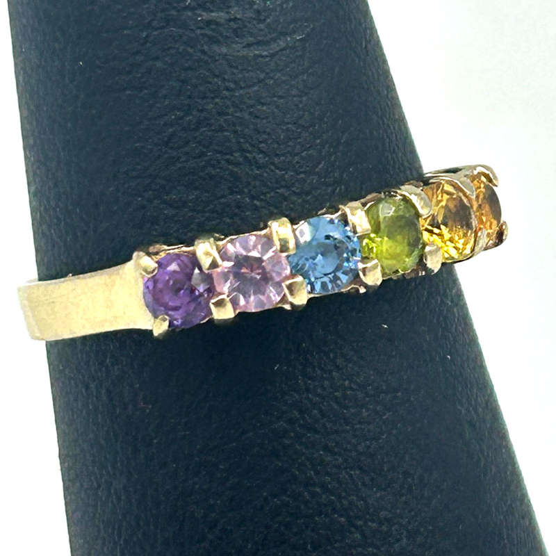 9Ct Gold Semi Precious Stone Ring