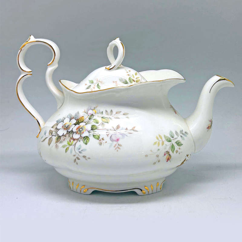 Royal Albert Haworth Tea Pot 3914