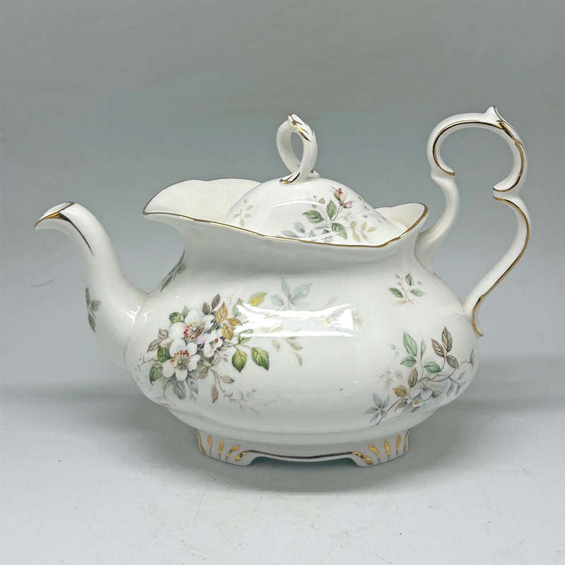 Royal Albert Haworth Tea Pot 3914