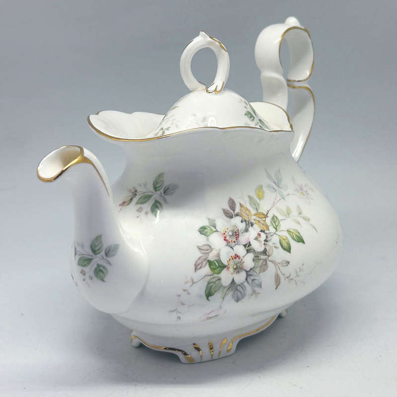 Royal Albert Haworth Tea Pot 3914