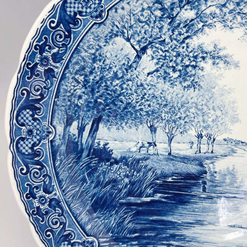Delfts Royal Sphinx  Blue And White Country Side Scene Wall Charger