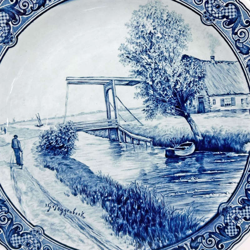 Delfts Royal Sphinx  Blue And White River Scene Wall Charger