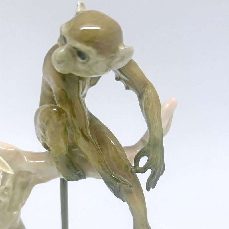 Hutschenreuther Selb Bavaria Monkey On A Tree