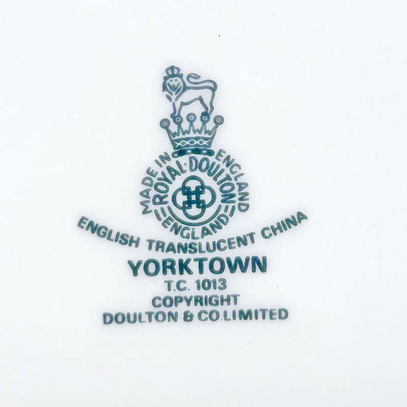 Royal Doulton Yorktown 34cm Platter  1013